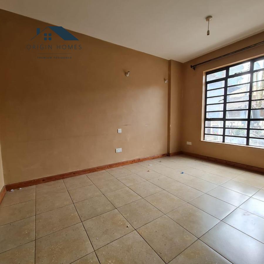 1 Bed Apartment with En Suite at Nairobi West - 2