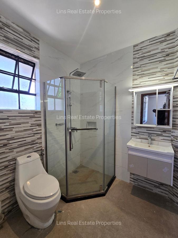 4 Bed Townhouse with En Suite in Lavington - 16