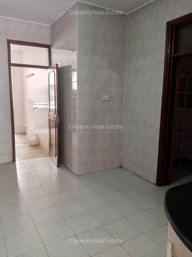 4 Bed Apartment with En Suite in Rhapta Road - 1