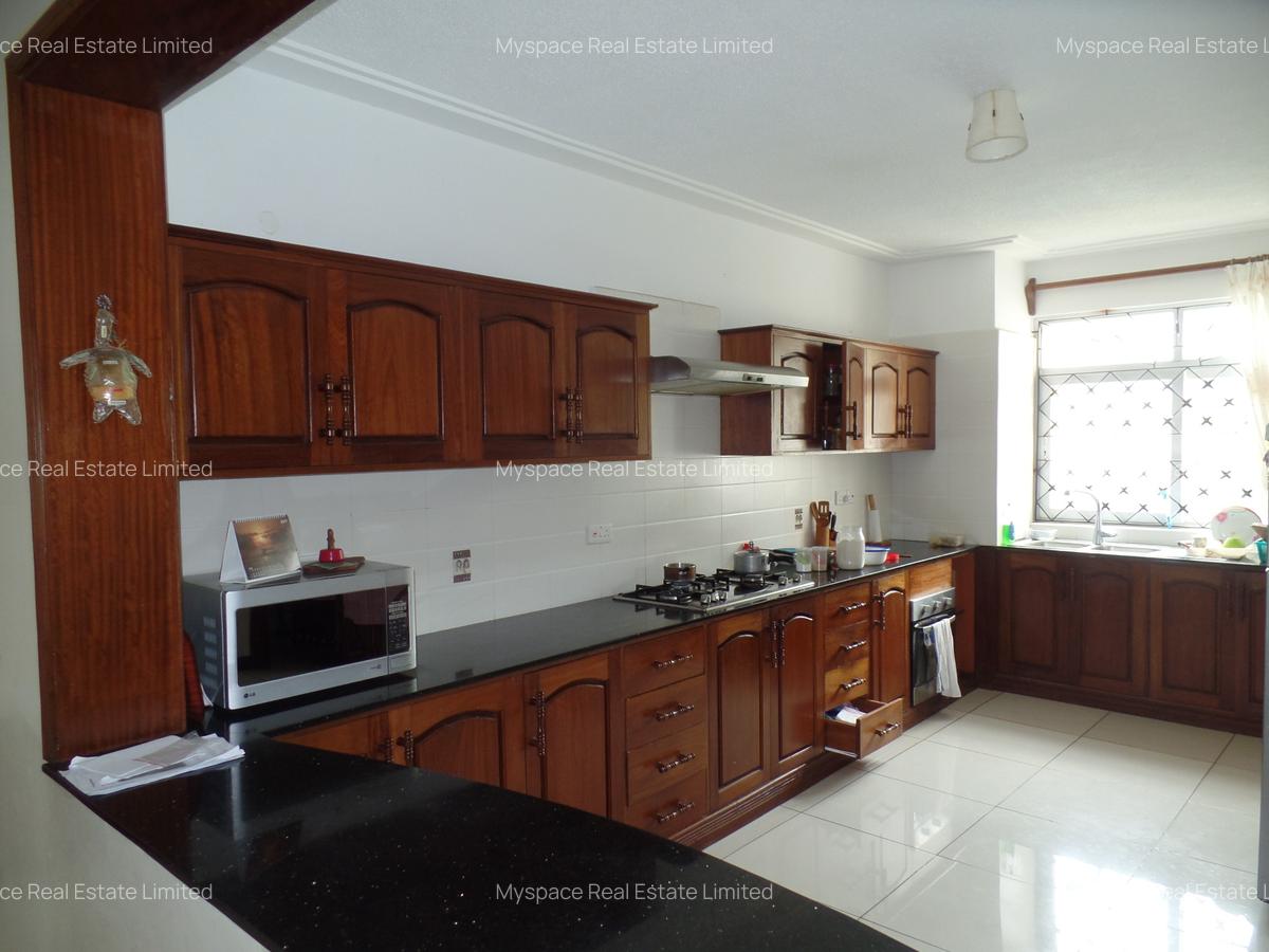 3 Bed Apartment in Mombasa CBD - 8