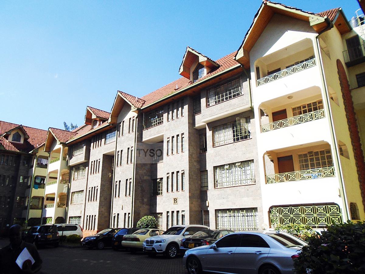 4 Bed Apartment with En Suite in Kilimani - 1