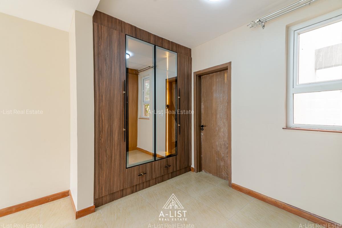 3 Bed Apartment with En Suite at Menelik Road - 12