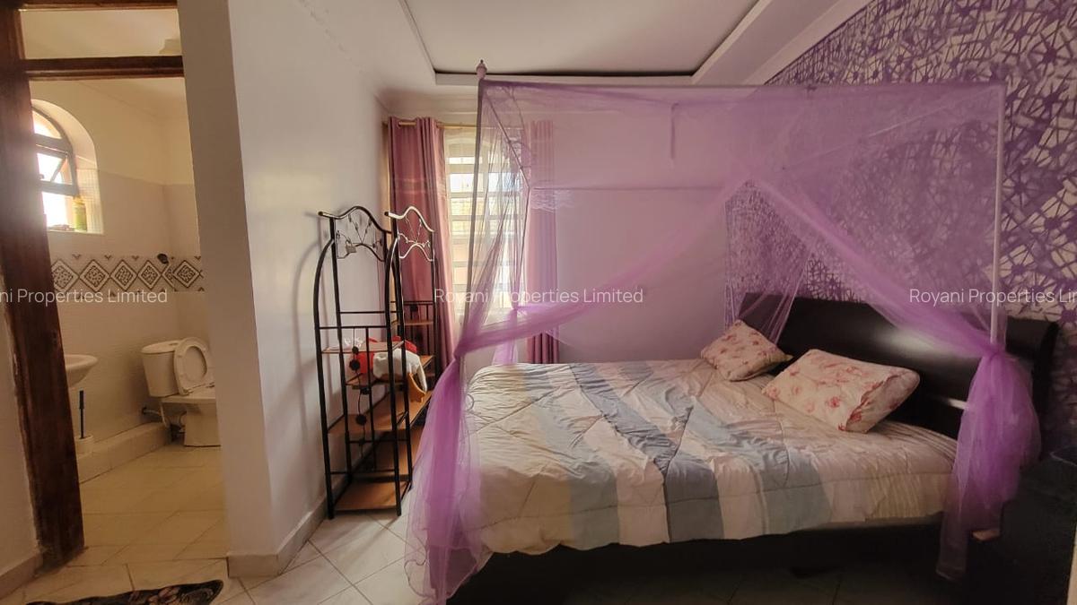 5 Bed House with En Suite in Kamakis - 5