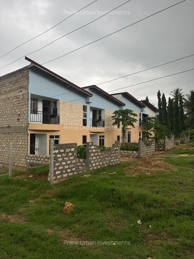 3 Bed Townhouse with En Suite in Mtwapa - 2