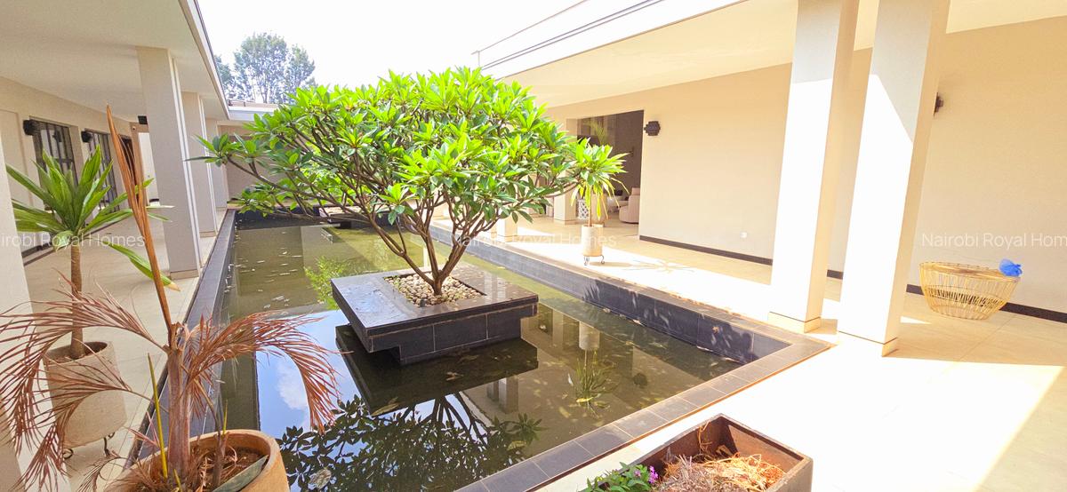 5 Bed Townhouse with En Suite at Palm Valley - 20