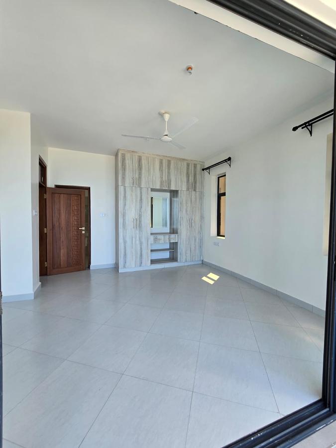 3 Bed Apartment with En Suite at Nyali Beach Road - 9