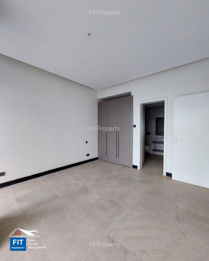 3 Bed Apartment with En Suite in Westlands Area - 13