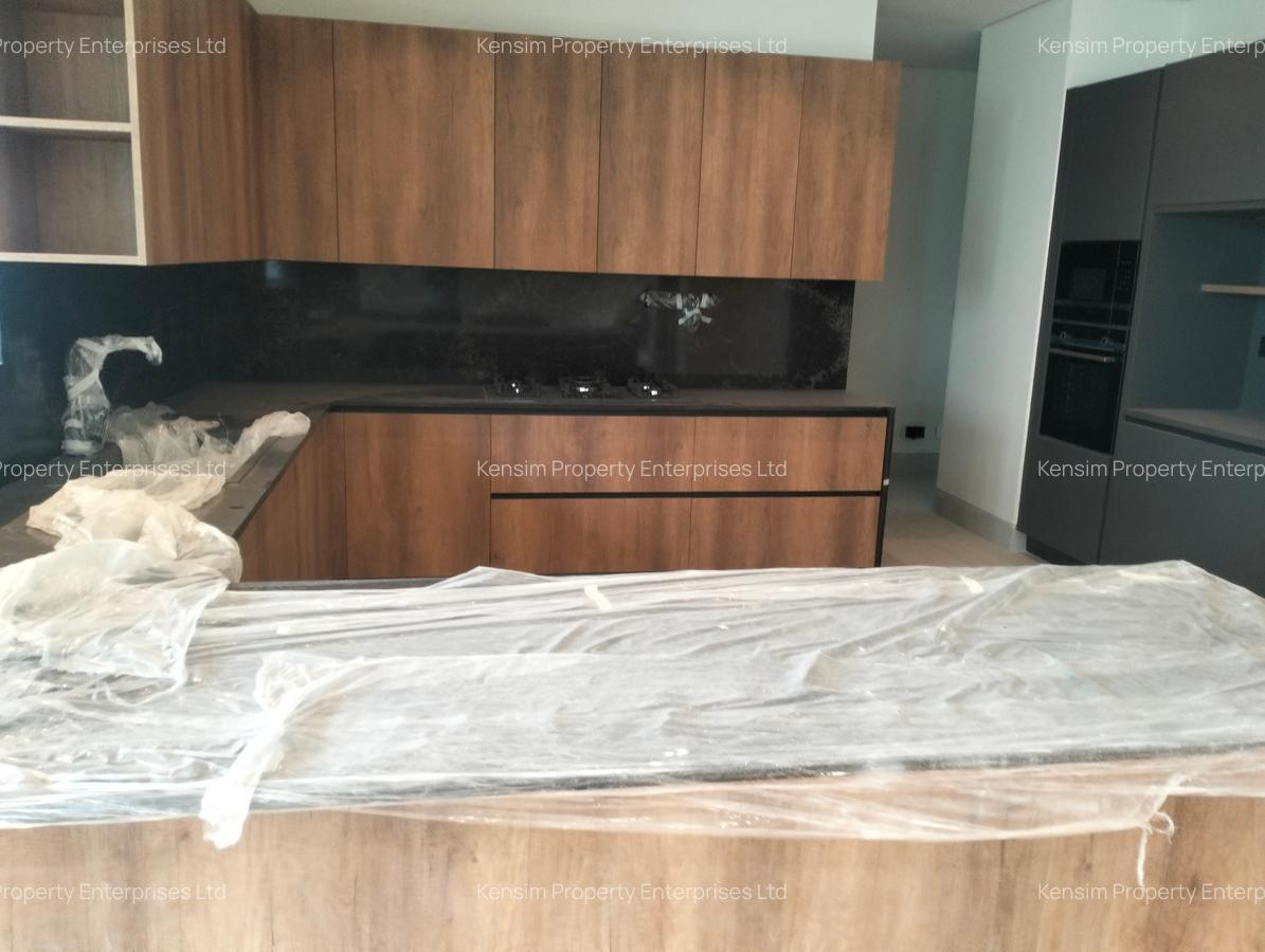 5 Bed Townhouse with En Suite in Westlands Area - 6