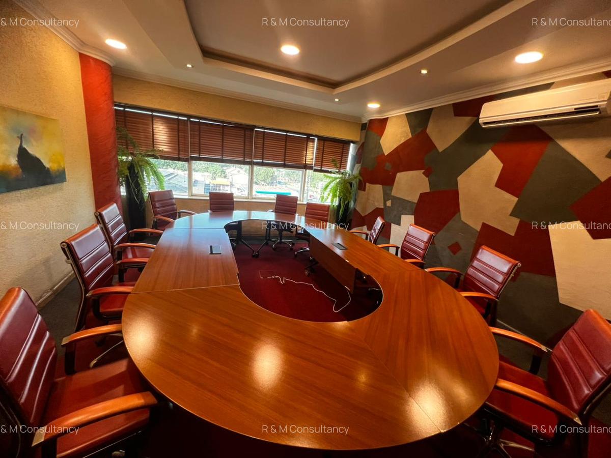 4,505 ft² Office with Backup Generator at Parkplace - 4