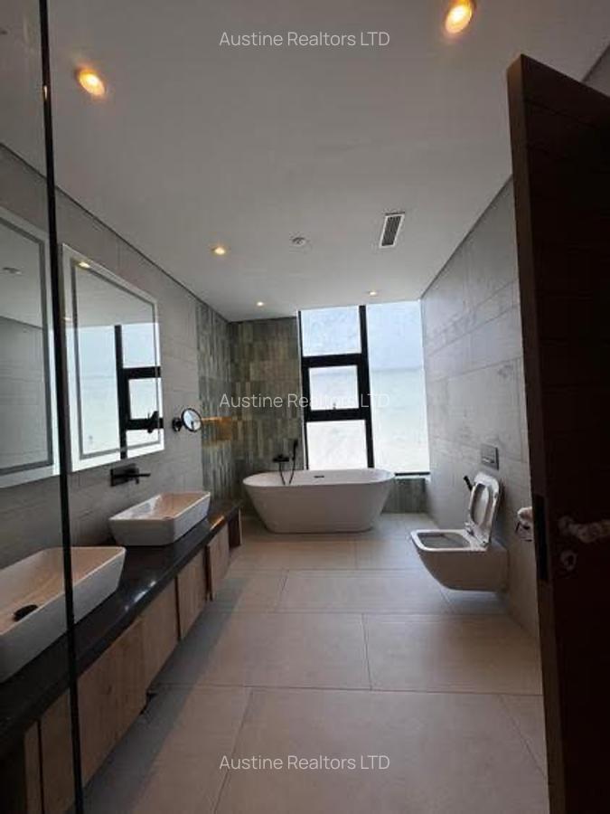 5 Bed Villa with En Suite at Grevilea Groove - 12