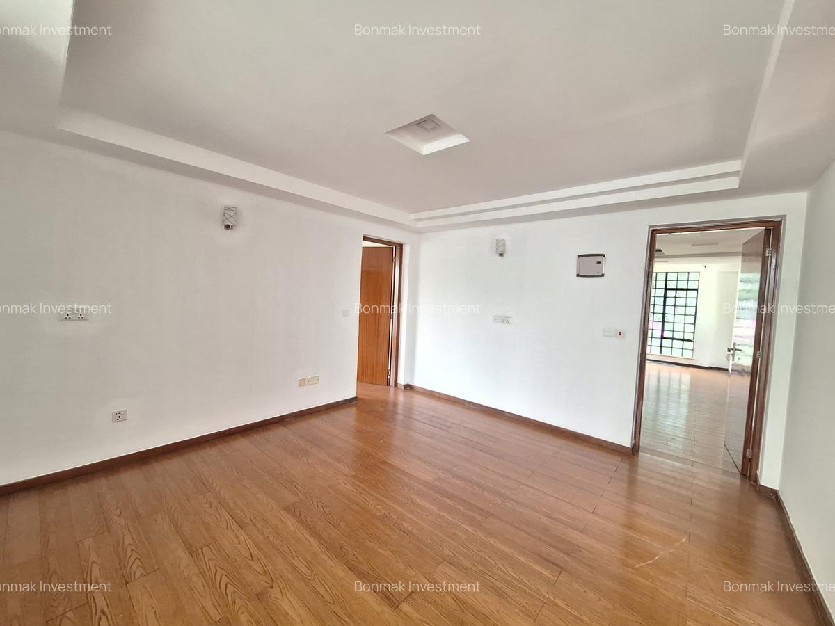 4 Bed Townhouse with En Suite at Kitusuru Ridge - 14