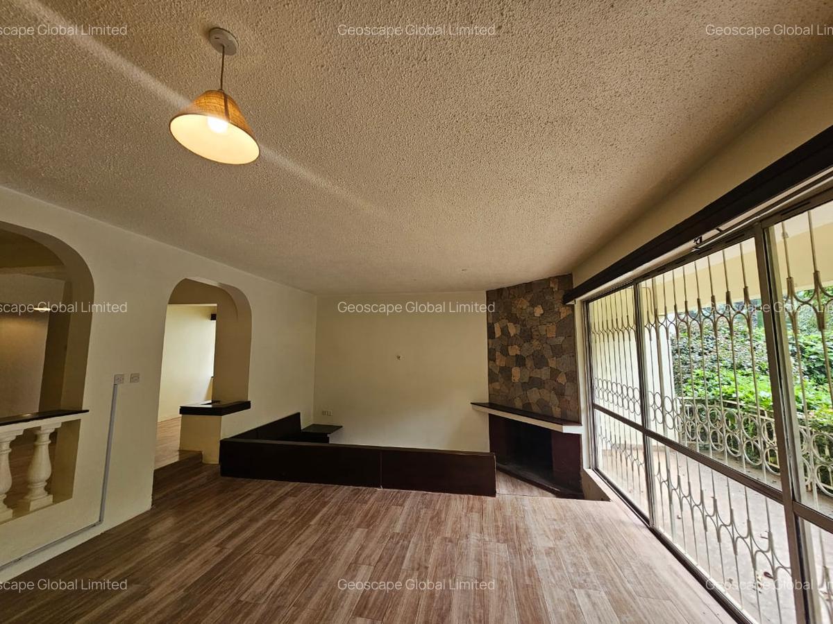 4 Bed Townhouse with En Suite in Spring Valley - 5