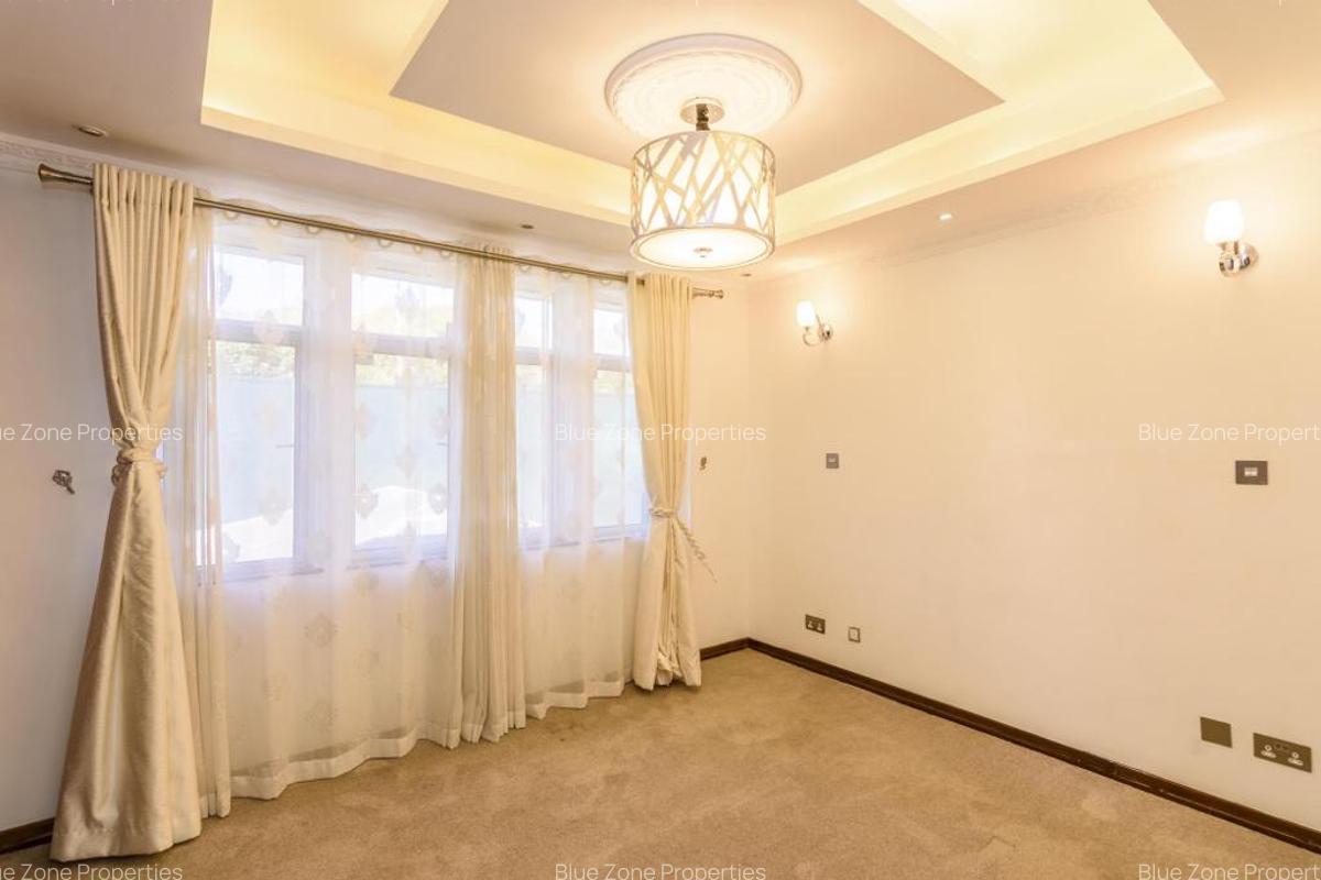 4 Bed Villa with En Suite at Off Ruaka Rd - 11