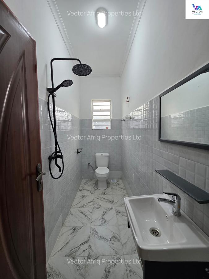 3 Bed House with En Suite in Kitengela - 16