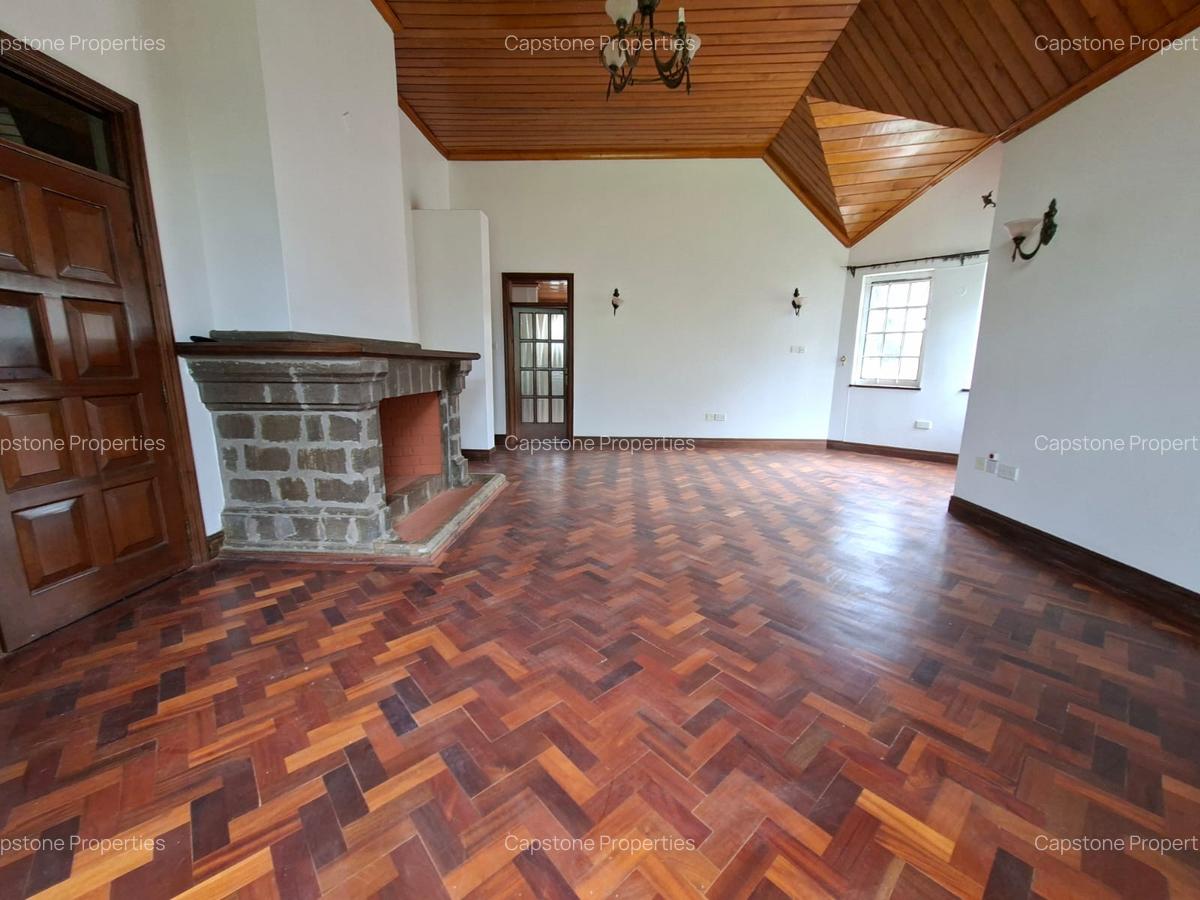 5 Bed House with En Suite in Runda - 4