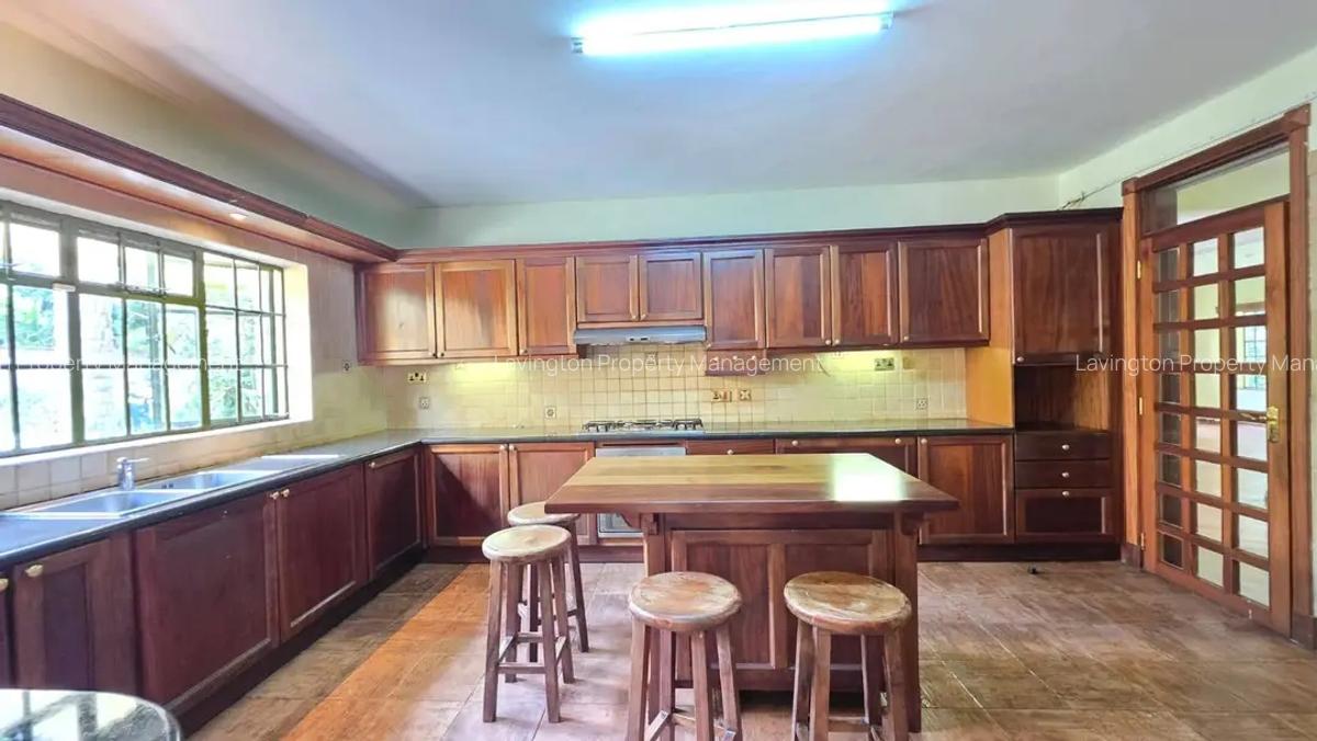 4 Bed House with En Suite at Mzima Springs - 12