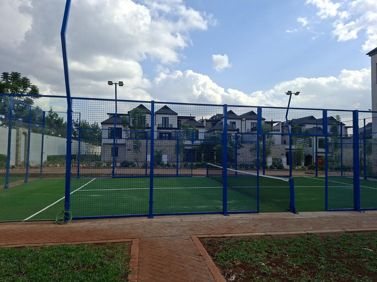 3 Bed Apartment with En Suite at Off Runda Rd - 3