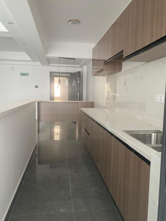 3 Bed Apartment with En Suite at Riverside Drive - 13