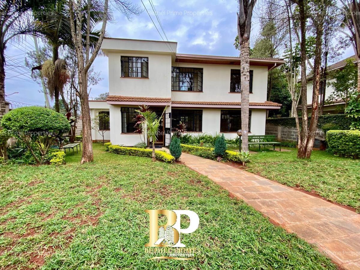 3 Bed Townhouse with En Suite in Lavington - 2