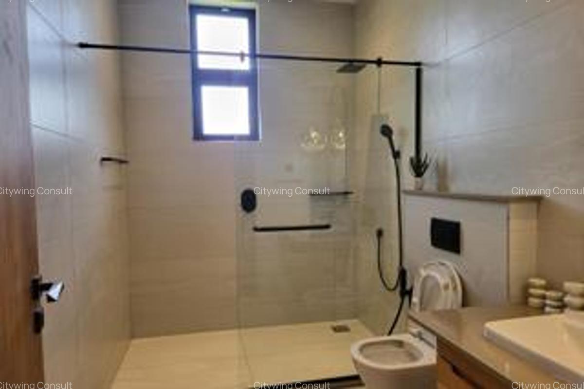 4 Bed Villa with En Suite at Loresho - 14