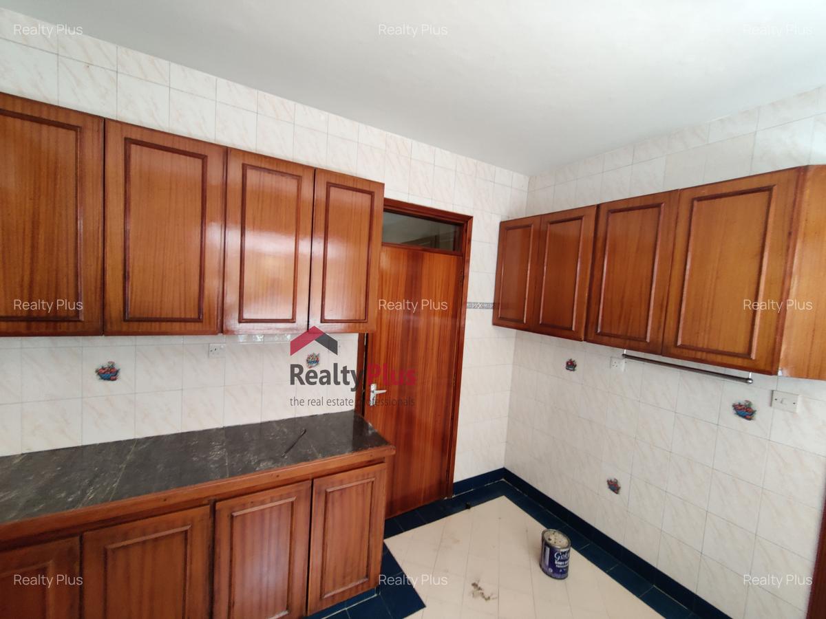 3 Bed Apartment with Parking in Riverside - 5