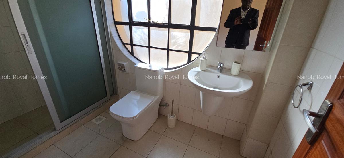 5 Bed Townhouse with En Suite at Lavington Green - 20