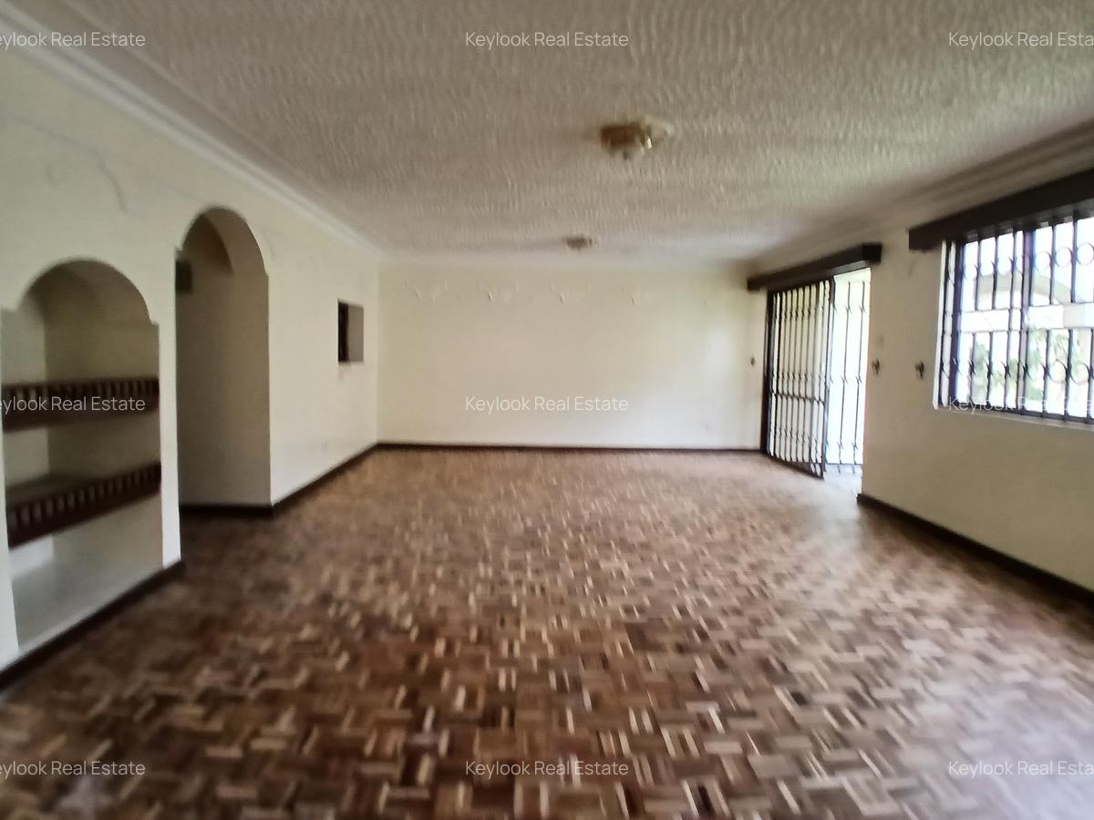 4 Bed Townhouse with En Suite at Lavington Green - 4