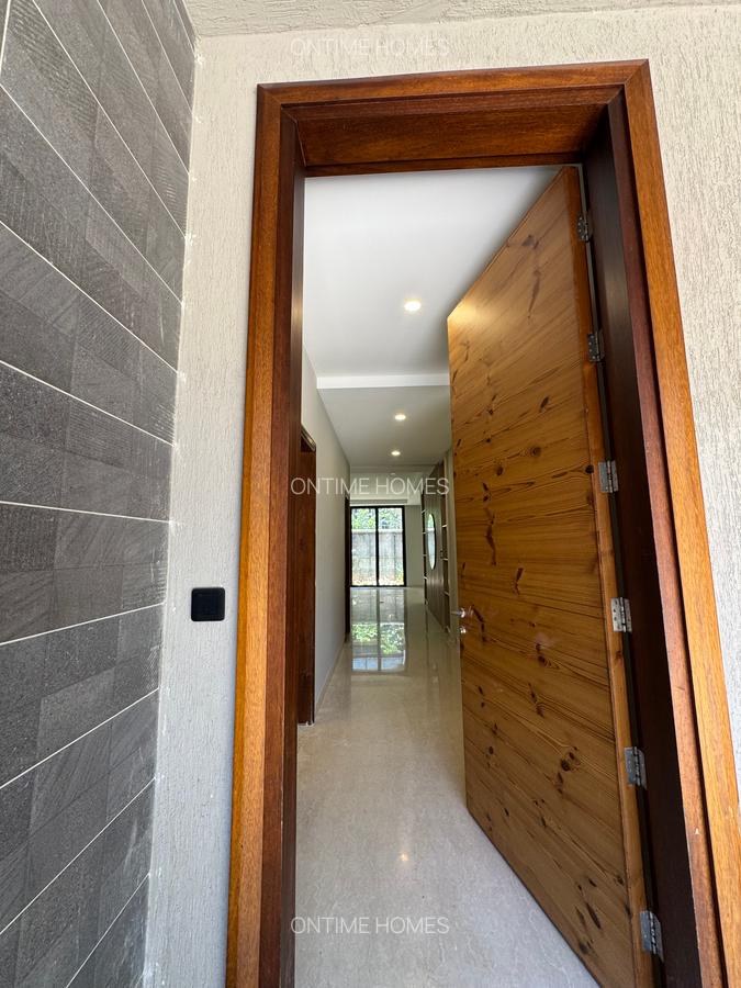 4 Bed Villa with En Suite at Westlands - 7