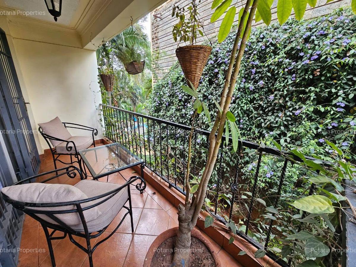 Serviced 2 Bed Apartment with En Suite in Brookside - 2