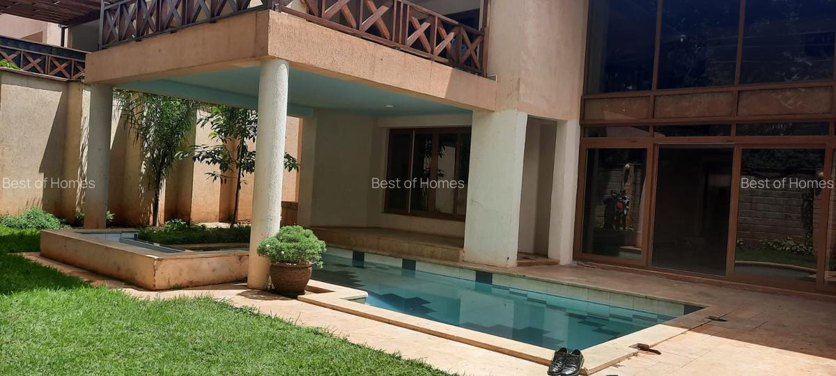 5 Bed Townhouse with En Suite in Lavington - 10