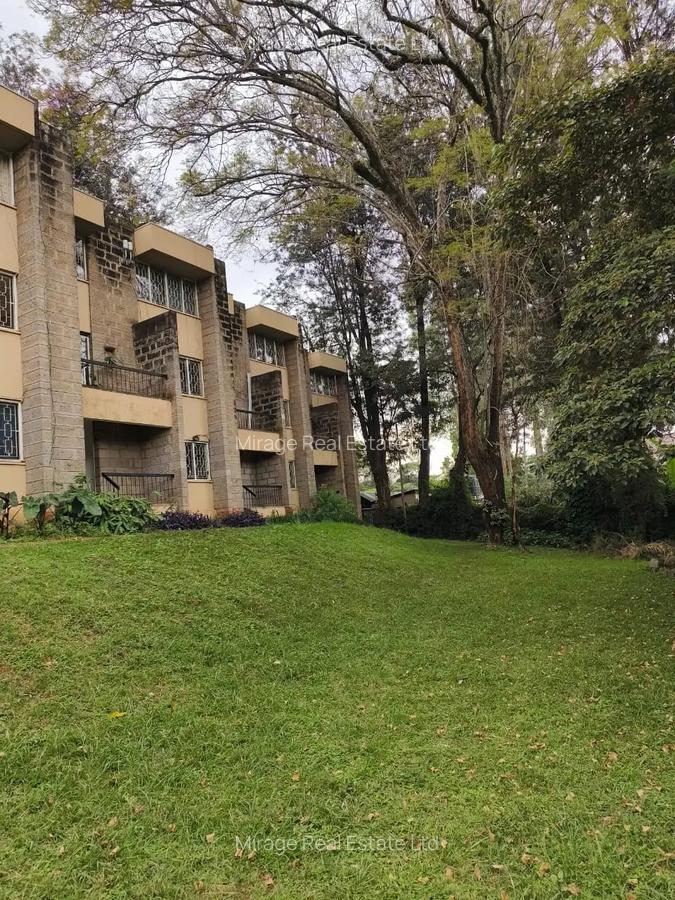 3 Bed Apartment with Parking in State House - 11