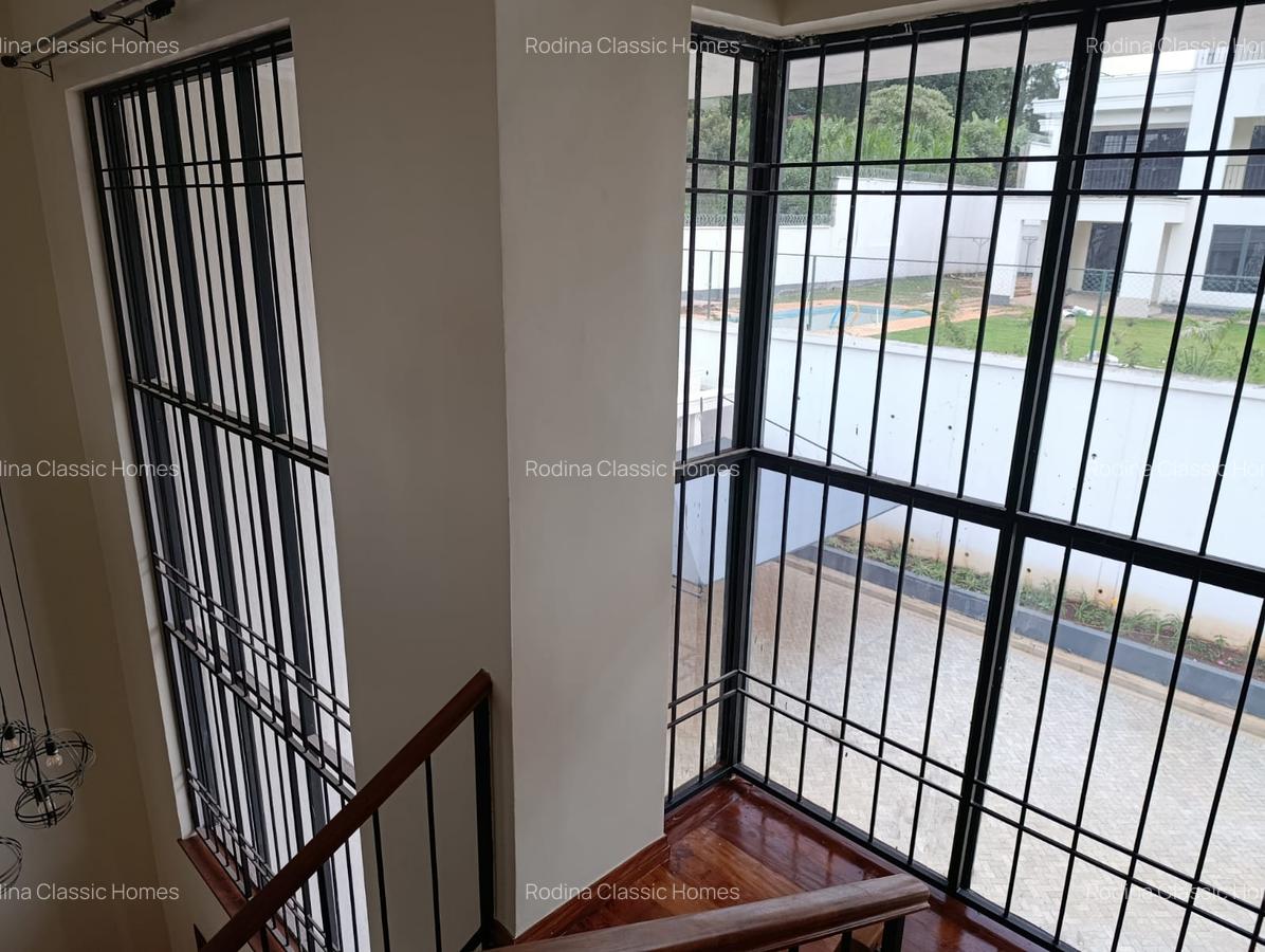 6 Bed Townhouse with En Suite in Loresho - 7