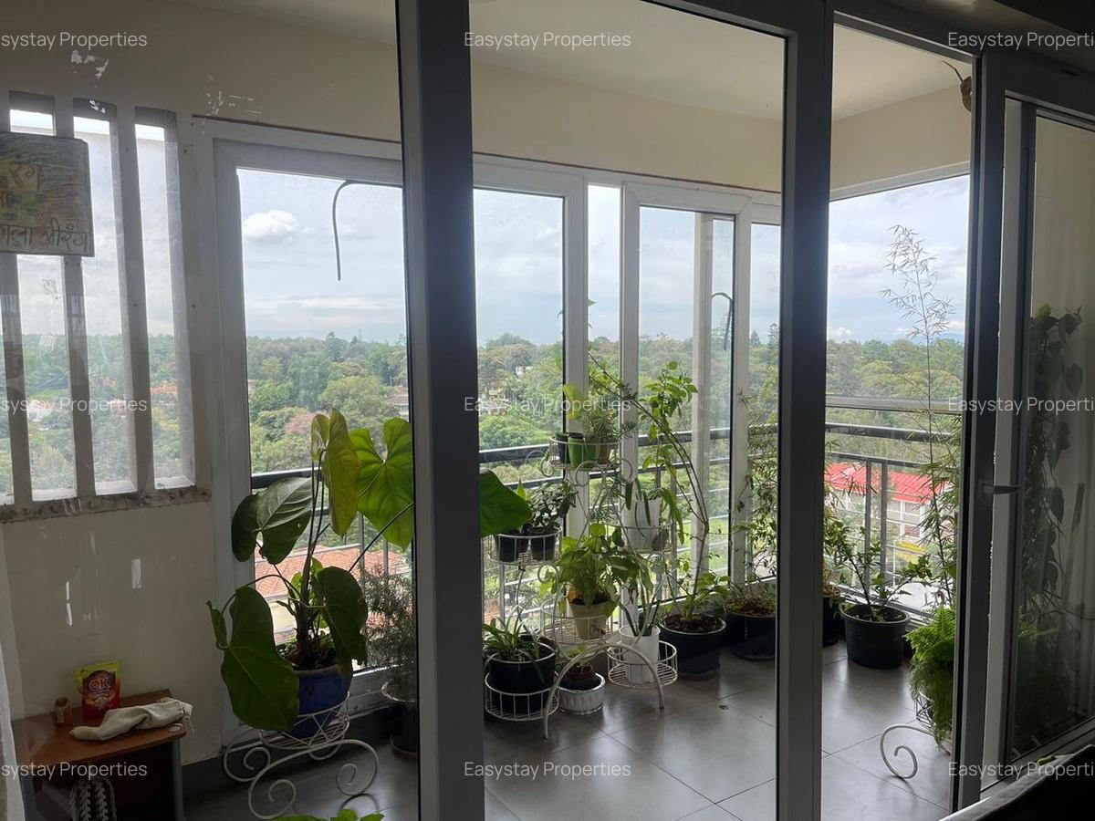 4 Bed Apartment with En Suite in Parklands - 3