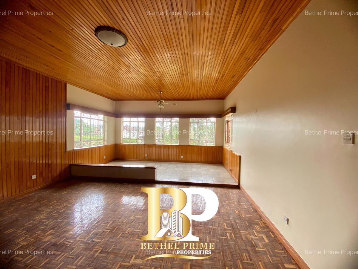 5 Bed House with En Suite in Nyari - 10