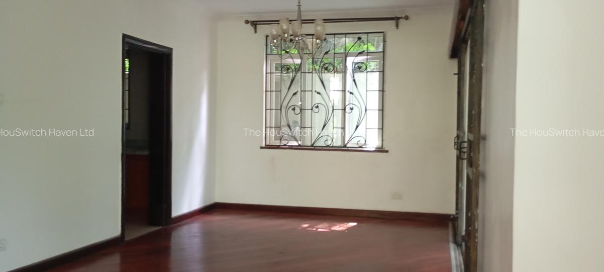 5 Bed Townhouse with En Suite at Off Isaac Gathanju Rd - 9