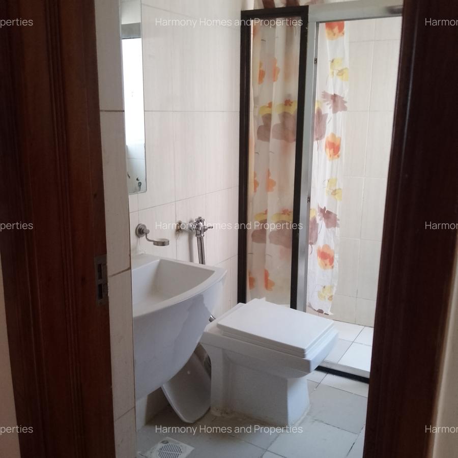 5 Bed Townhouse with En Suite at Parklands - 8