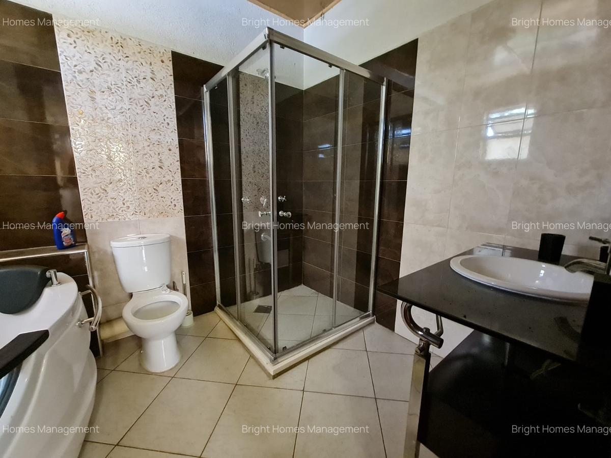 9 Bed Villa with En Suite in Westlands Area - 9