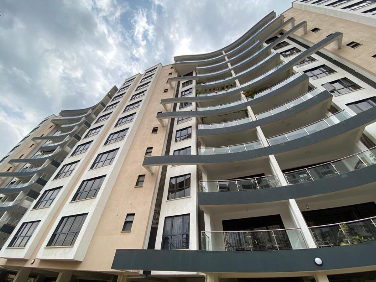 4 Bed Apartment with En Suite at 3Rd Parklands - 1