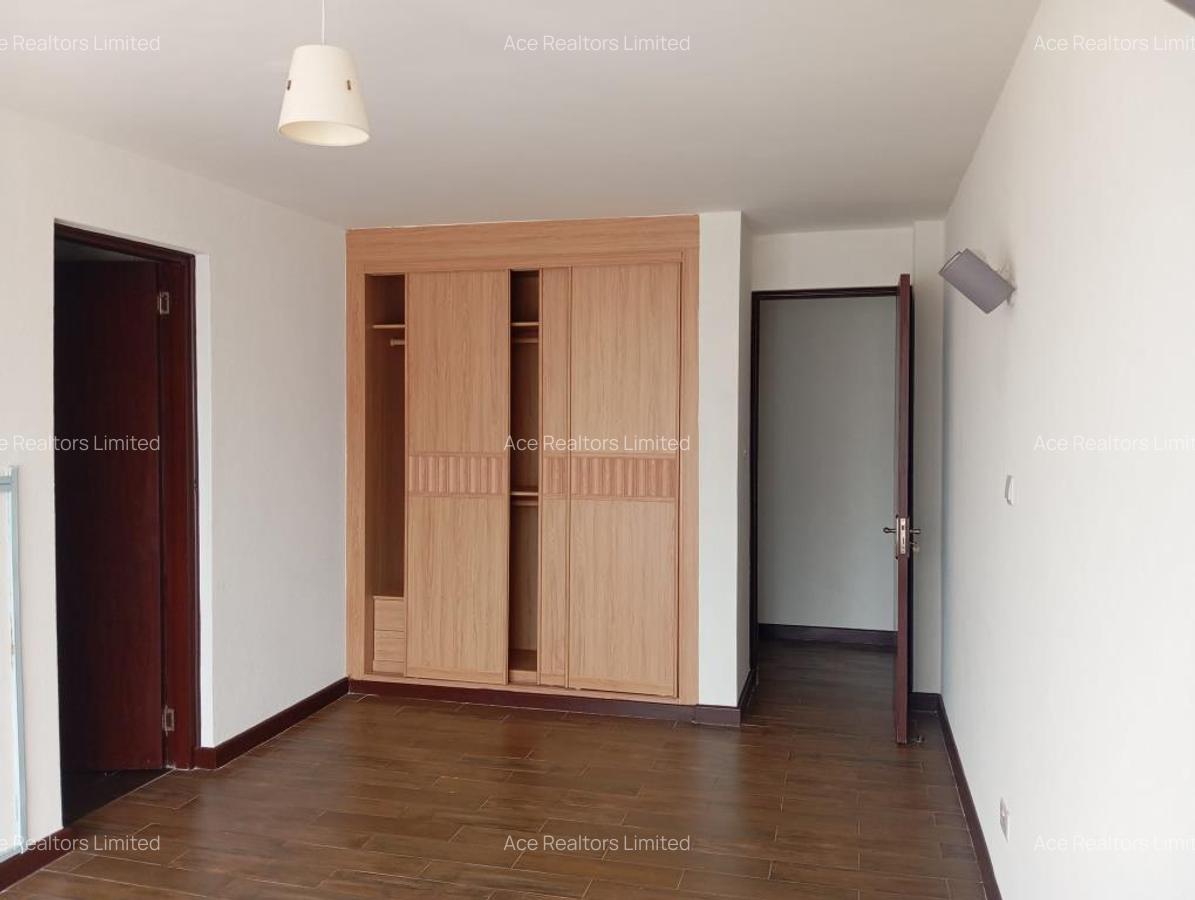 5 Bed Apartment with En Suite at Donyo Sabuk Avenue - 15