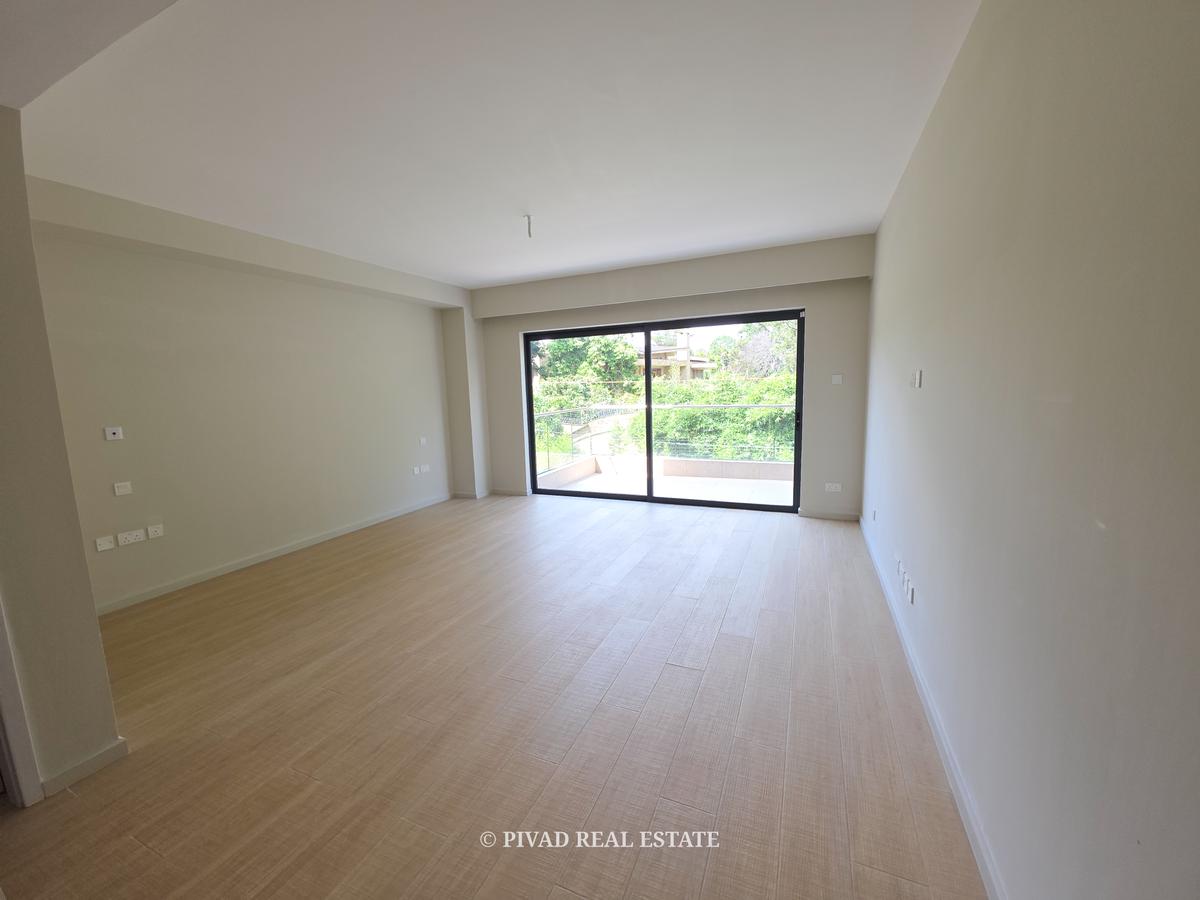5 Bed Townhouse with Garden in Kyuna - 6