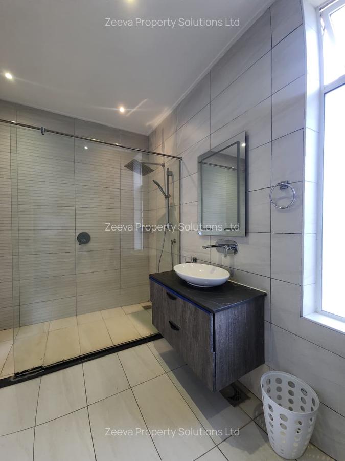 Furnished 2 Bed Apartment with En Suite in Rhapta Road - 17