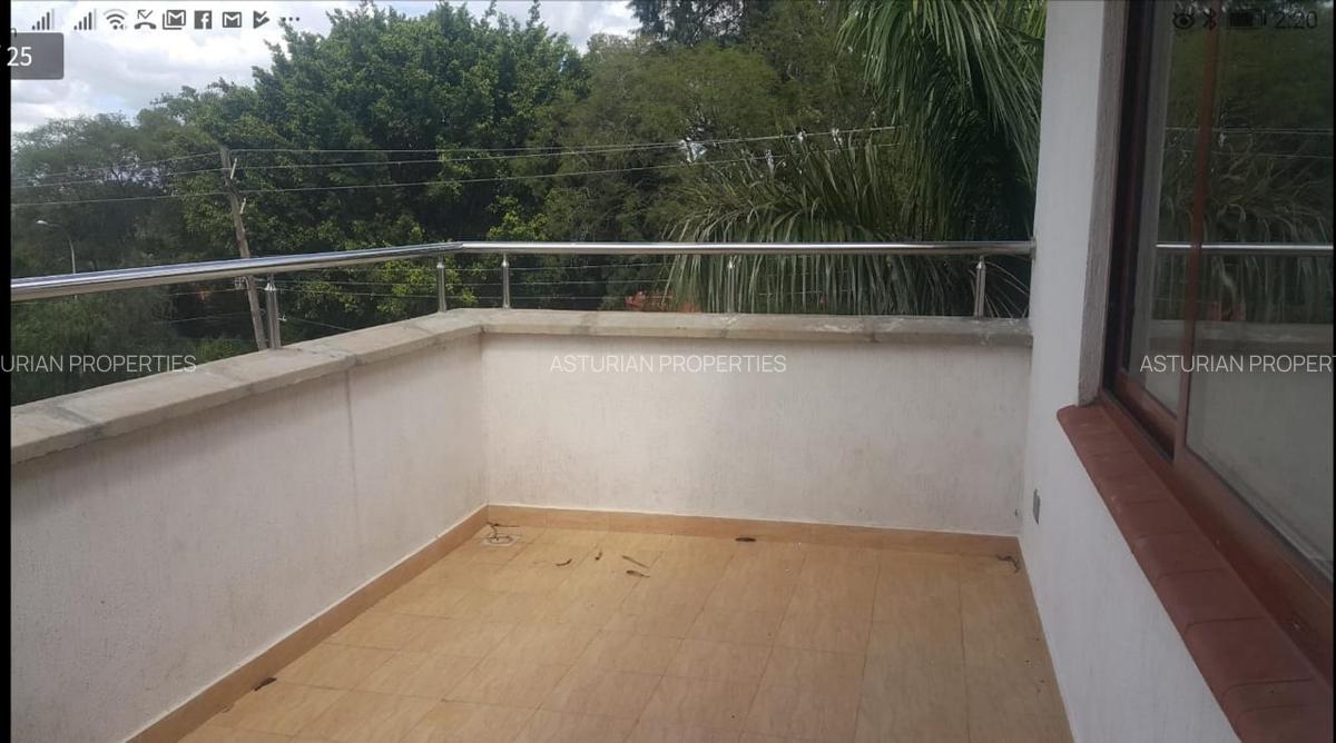 5 Bed Townhouse with En Suite in Lavington - 10