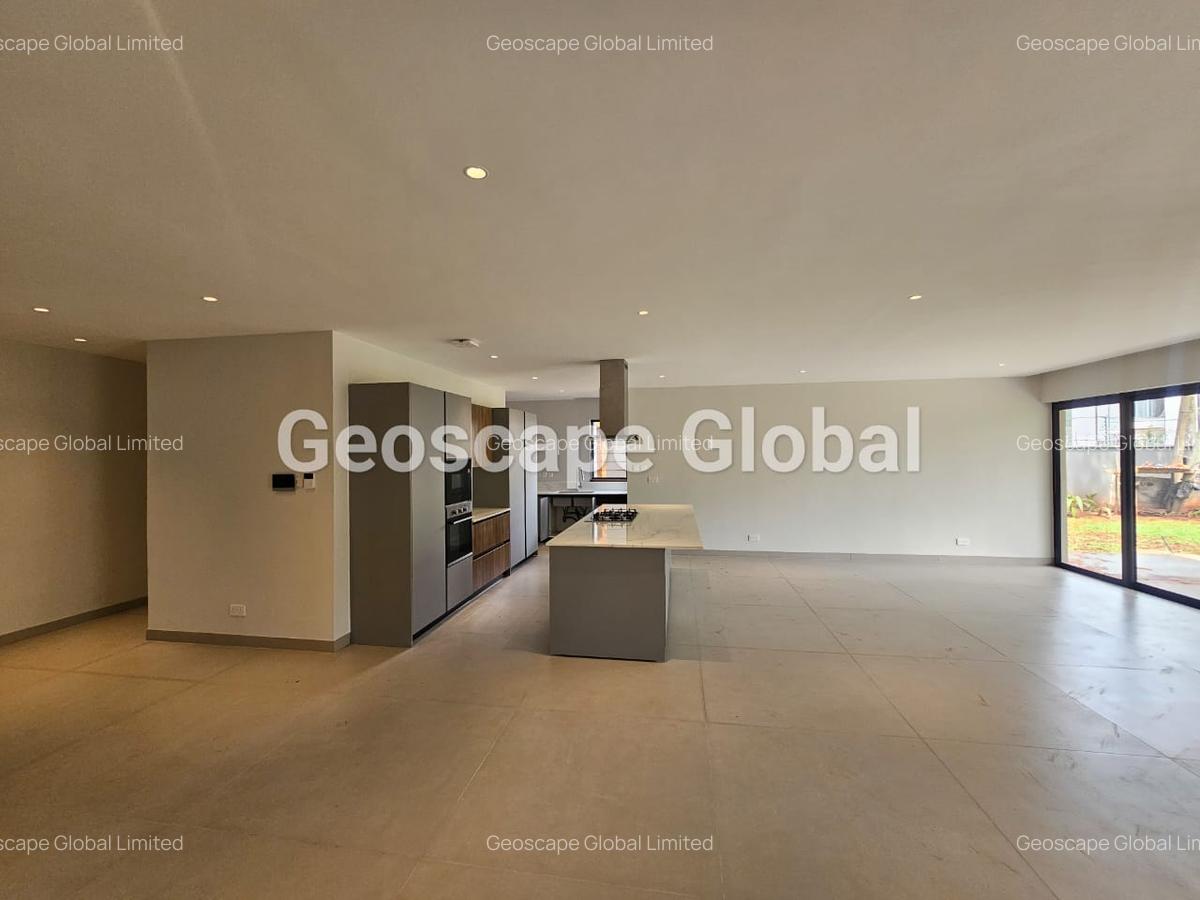 4 Bed Apartment with En Suite in Loresho - 9