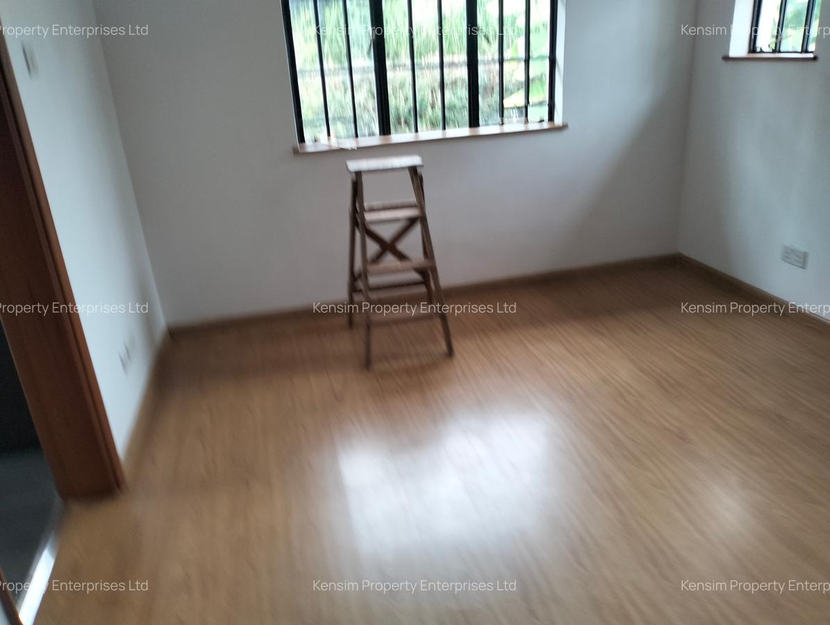 4 Bed Townhouse with En Suite in Runda - 2