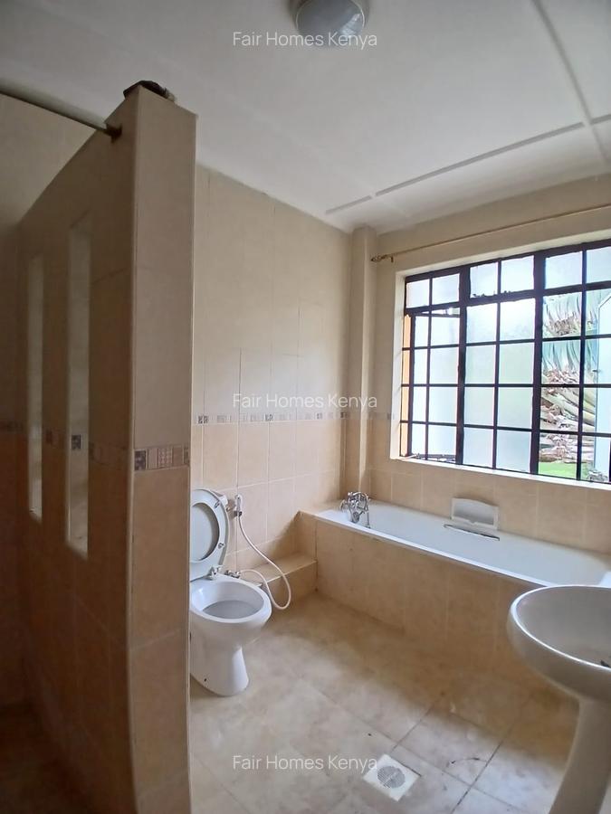 4 Bed Townhouse with En Suite at Lavington Green - 13