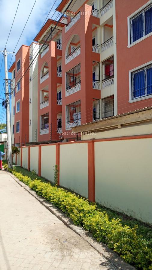 3 Bed Apartment with En Suite at Mtwapa - 2