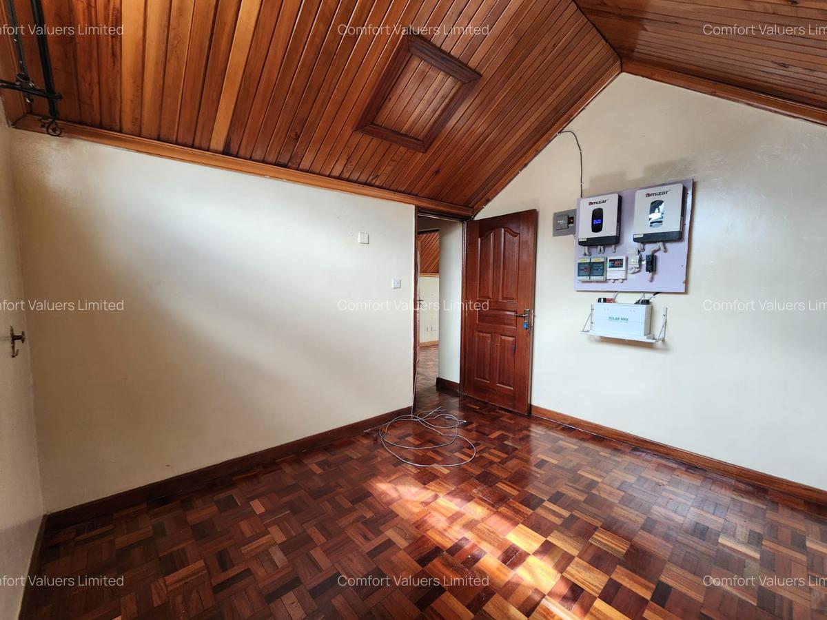 5 Bed Townhouse with En Suite at Lavington Green - 7