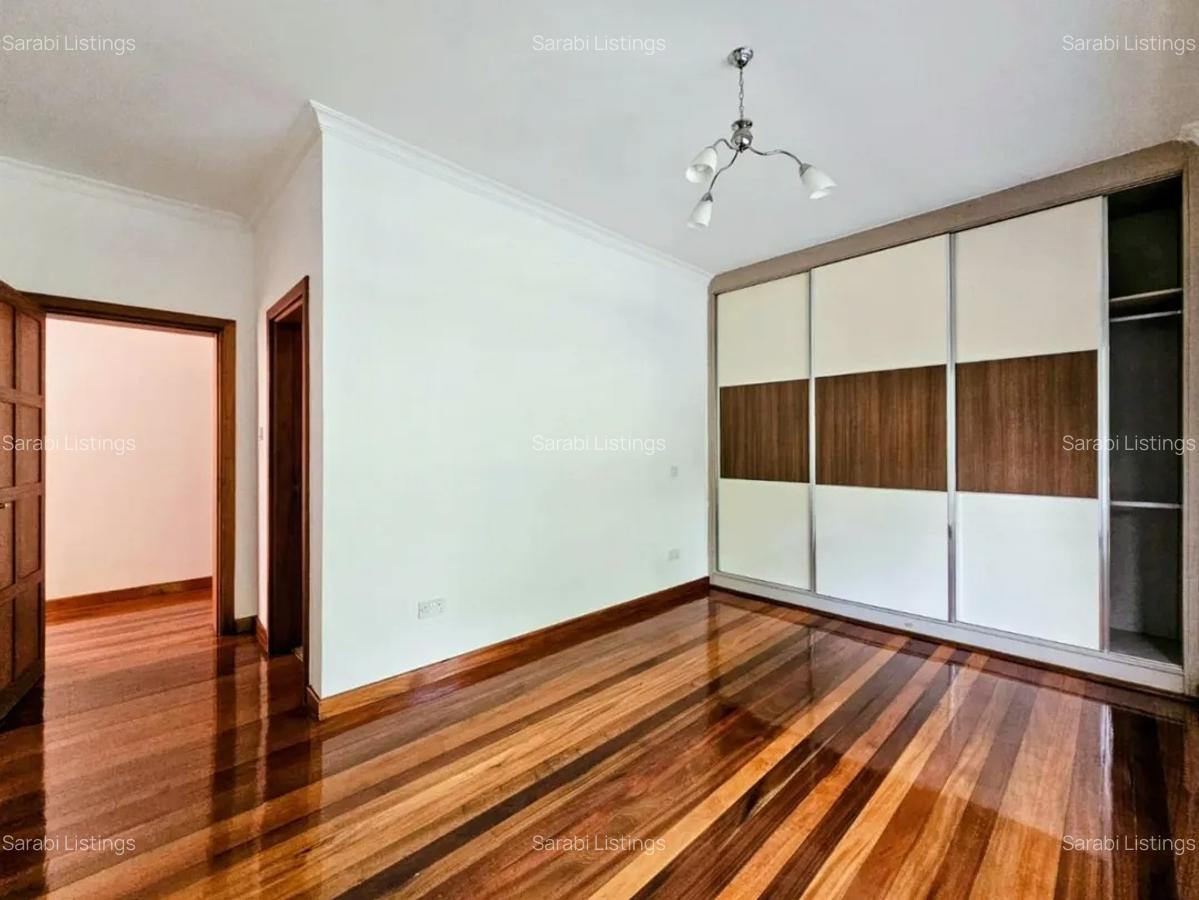 5 Bed Townhouse with En Suite in Kileleshwa - 6