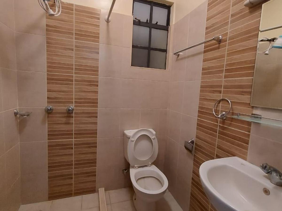 3 Bed Apartment with En Suite at Fourways Junction Estate - 12