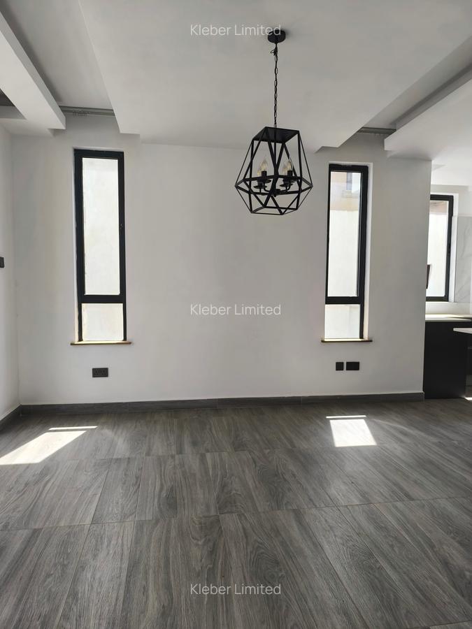 5 Bed Villa with En Suite in Lavington - 8